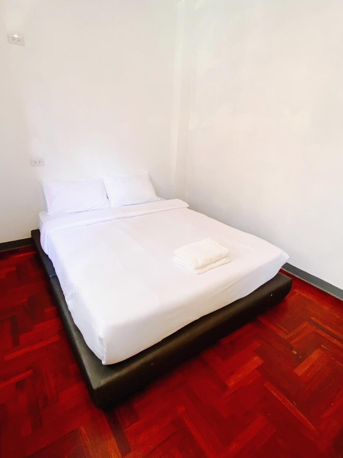 Go Inn Bts Surasak Silom Bkk โกอินน์ บีทีเอส สถานีสุรศักดิ์ Бангкок Экстерьер фото